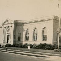 The Lynbrook Public Library circa 1950.
