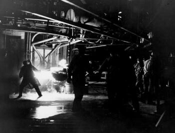 Pouring the 200 inch disk at Corning Glass Works