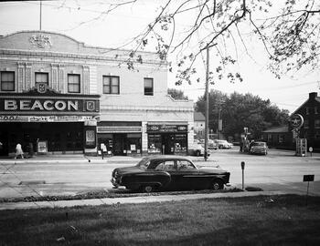 The Beacon Theater, Mason Studio, and Beacon Luncheonette in June 1958.