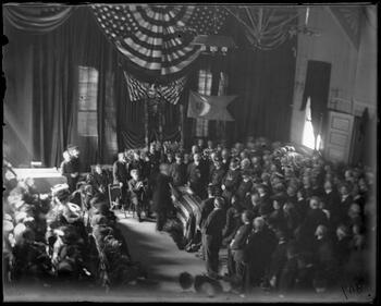 Carl Schurz speaking over the casket at the funeral of Franz Sigel, Bronx, N.Y., August 24, 1902