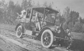 1909 Packard automobile