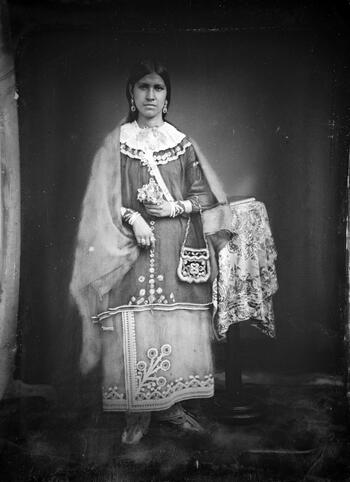 RM2086A(Caroline Parker)_0.jpg