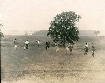 nypl.digitalcollections.510d47d9-bc07-a3d9-e040-e00a18064a99.001.w_0.jpg