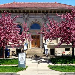 springtime photo of the front of Hornell Public Library